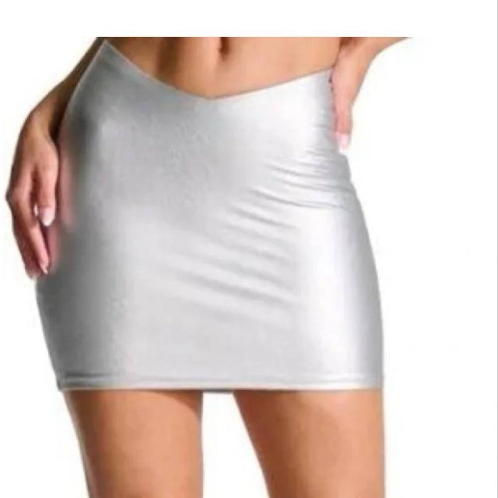 Women's Naked Wardrobe Shimmering silver faux leather mini skirt